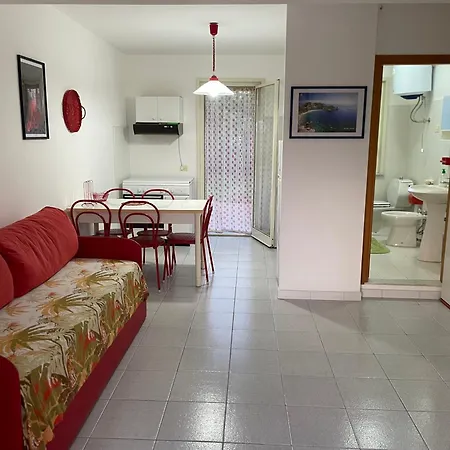 Sunshine Holiday home Fondachello (Mascali)